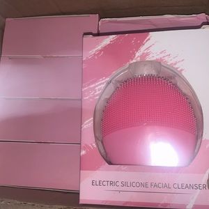 facial cleanser